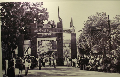 “Hà Nội – Ký ức tháng Mười” ảnh 6